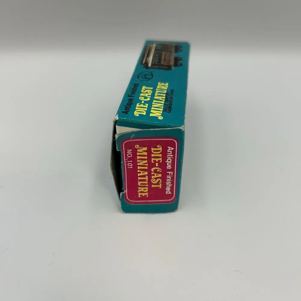 Vintage San Francisco Cable Car Trolly Die-Cast Miniature Pencil Sharpener